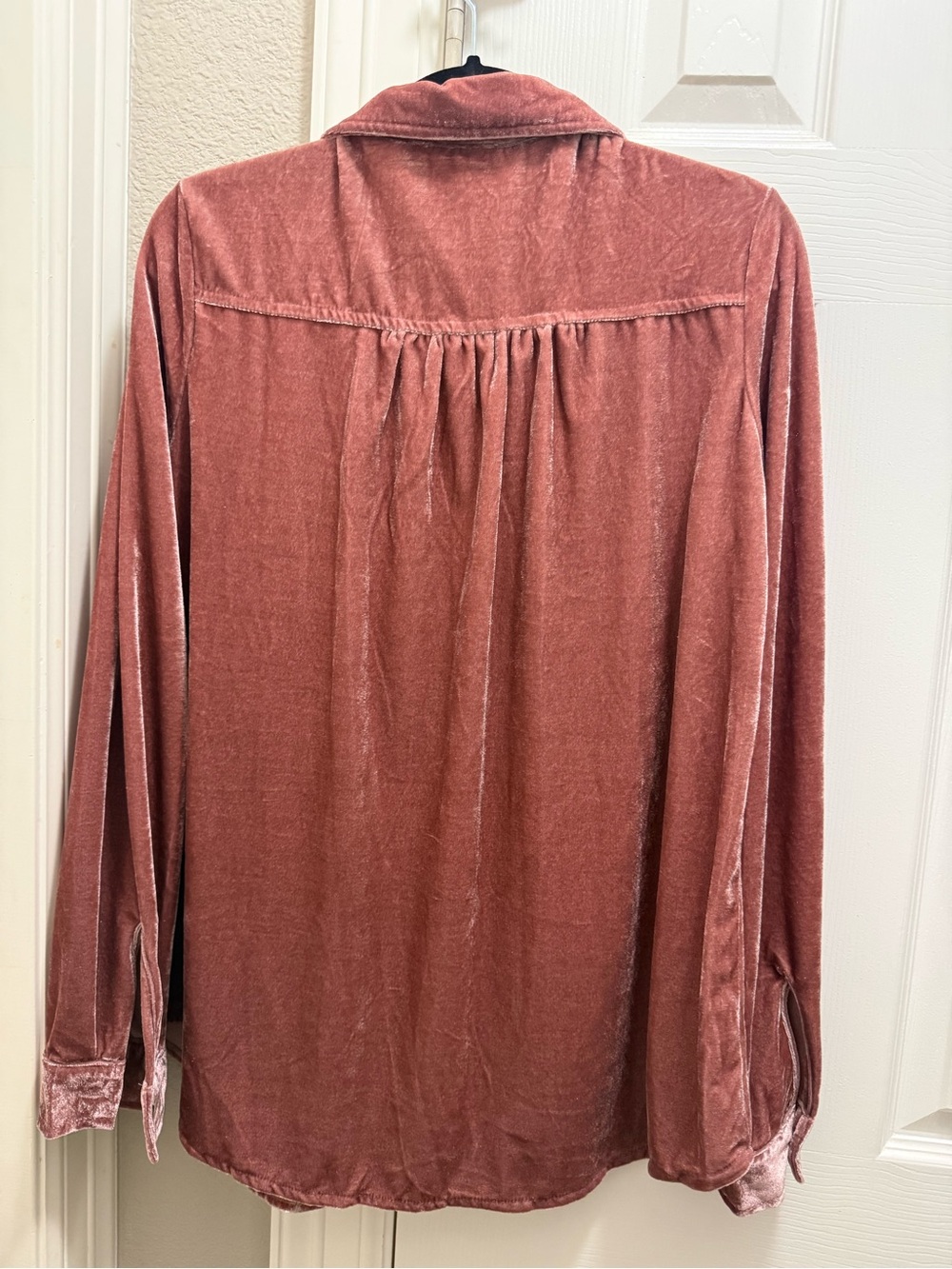 Umgee Dusty Rose Velvet Button-Down Shirt - Picture 5 of 5